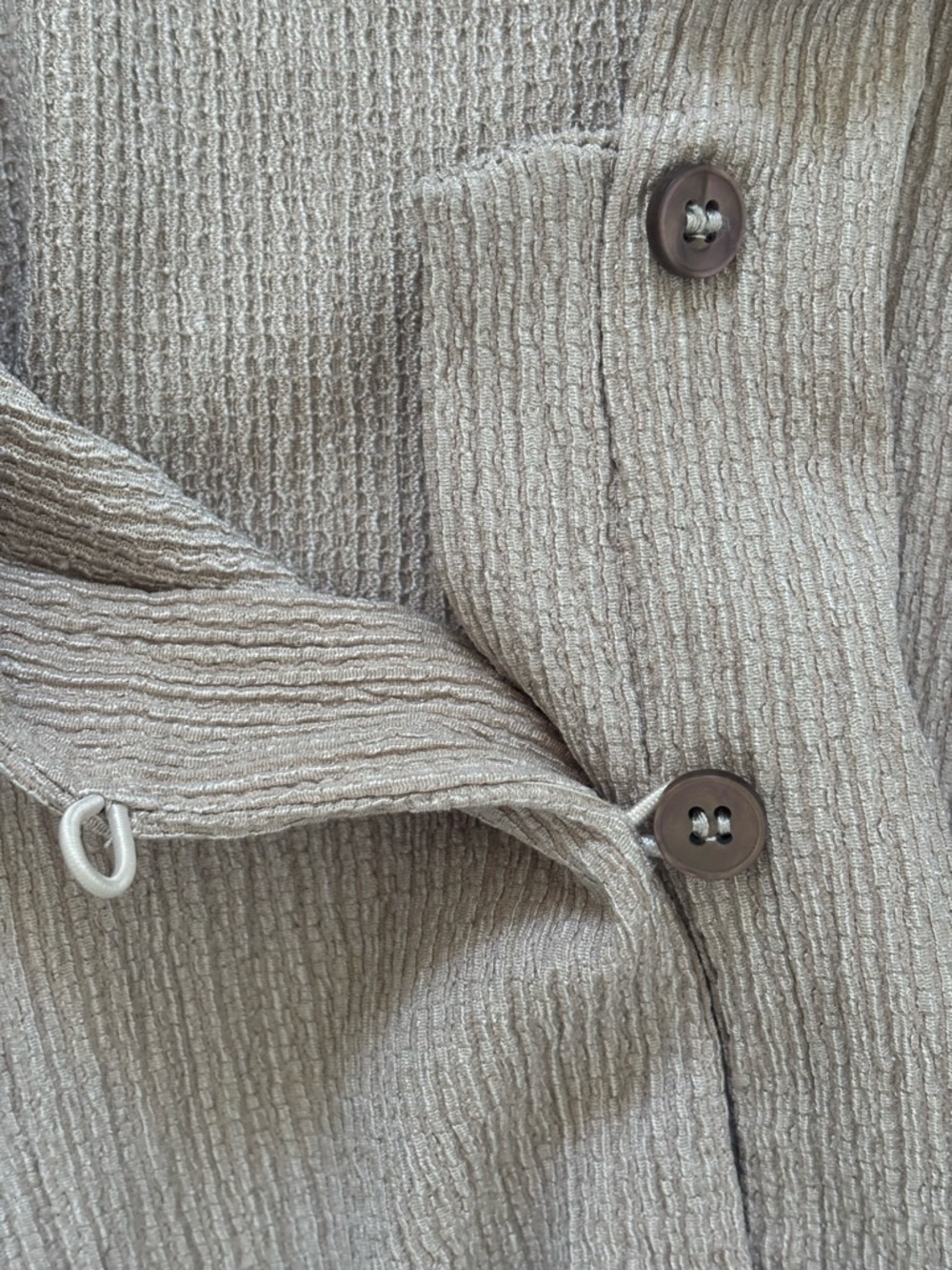 Defacto Collared Ribbed Button-Front Top in Taupe | size small - Picture 4 of 9